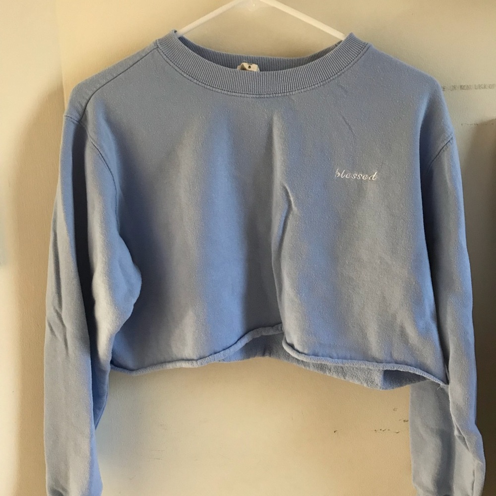 PacSun LA Hearts cropped baby blue sweatshirt